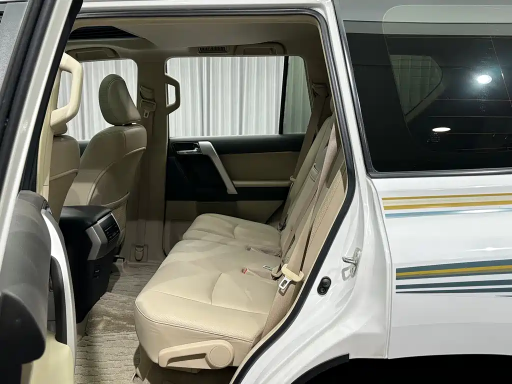 Toyota Prado — миниатюра 15