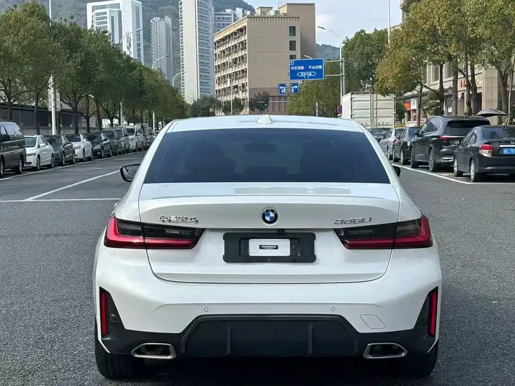 BMW 3 Series 3 2023 325Li M Sport