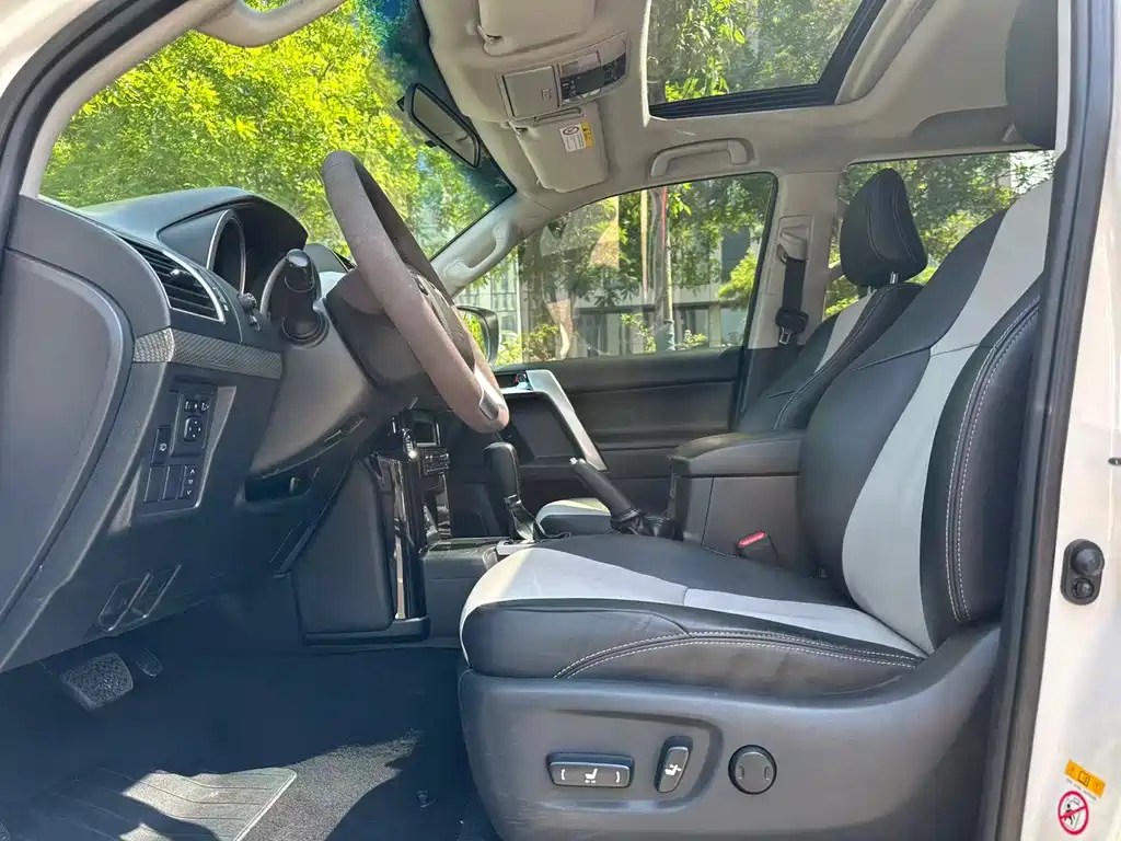 Toyota Land Cruiser Prado 2014 4.0L AT TX-L