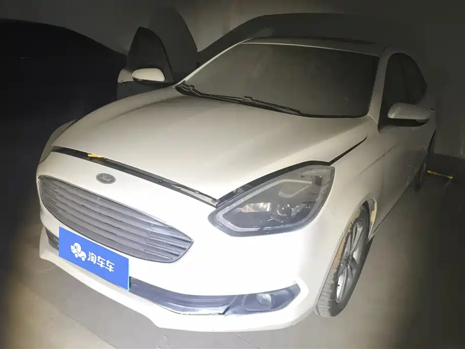 Ford Escort 2020