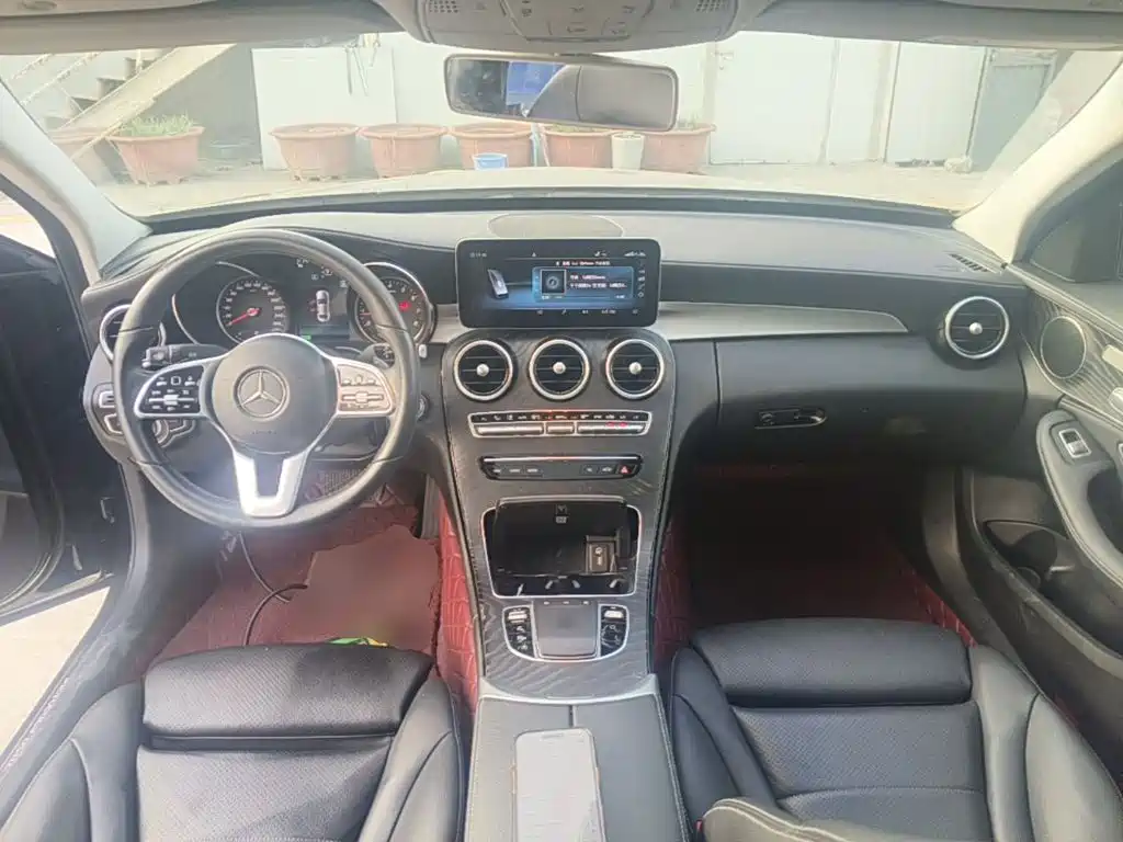 Mercedes-Benz C-Class — миниатюра 10