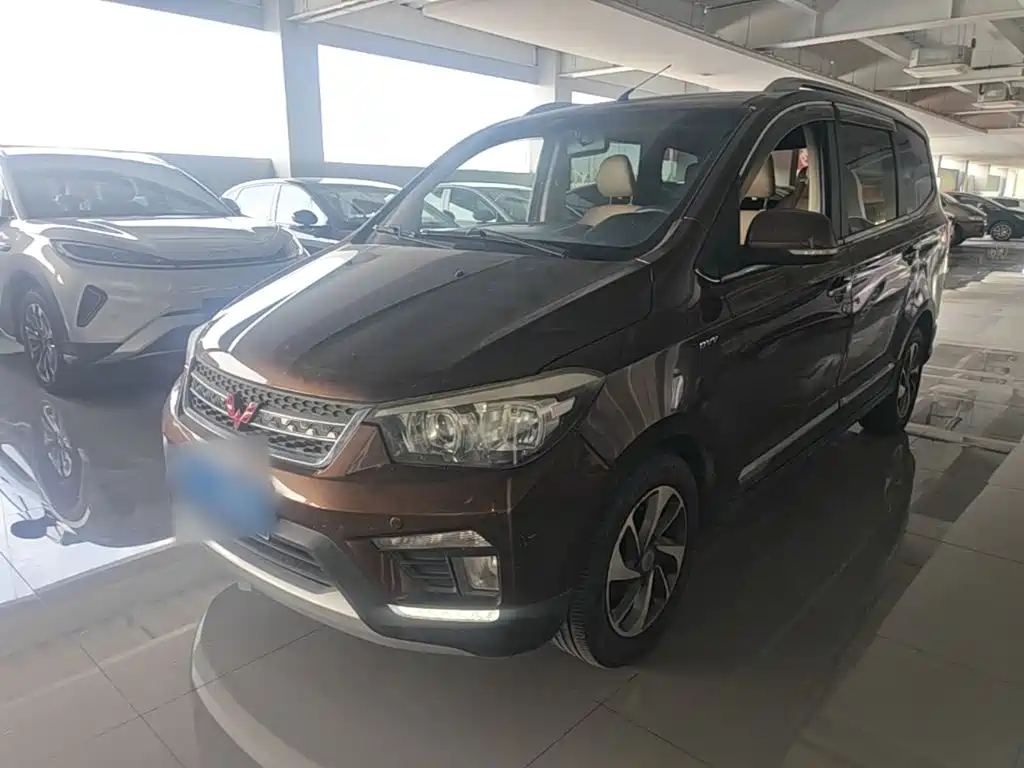 Wuling Hongguang — миниатюра 2