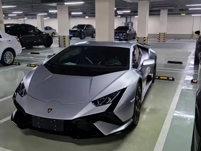lamborghini huracán
