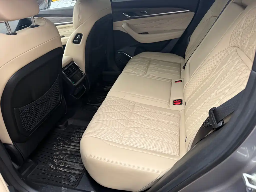 GEELY AUTOMOBILE XINGYUE L