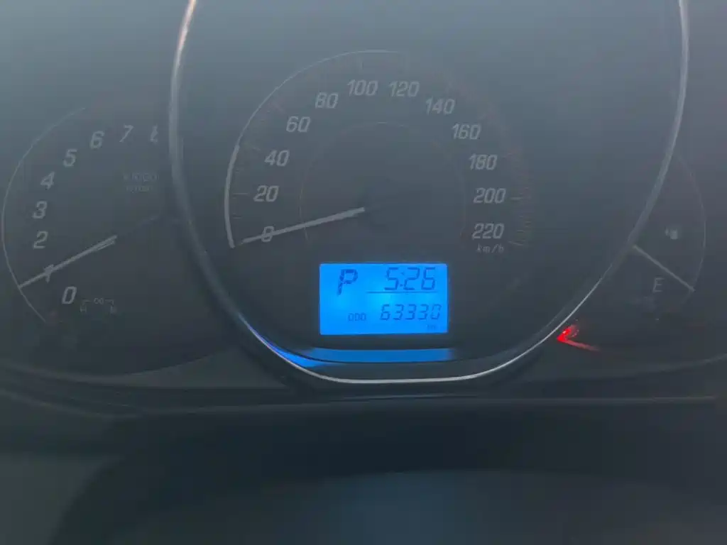 Toyota Yaris L — миниатюра 12