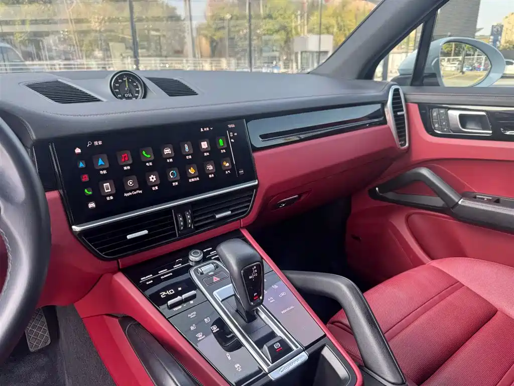 PORSCHE CAYENNE NEW ENERGY