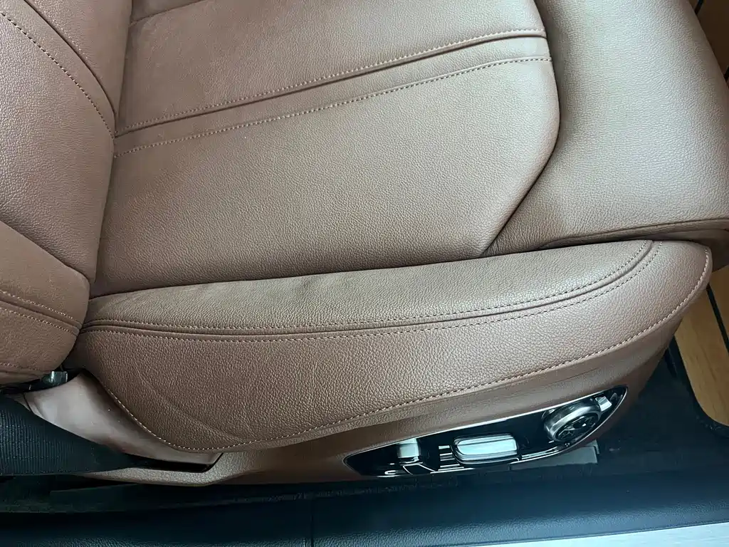 Audi A8 — миниатюра 12