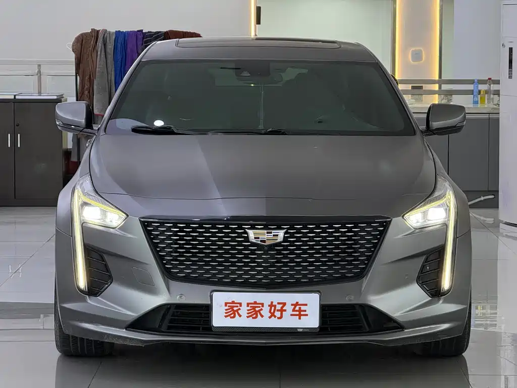CADILLAC CT6