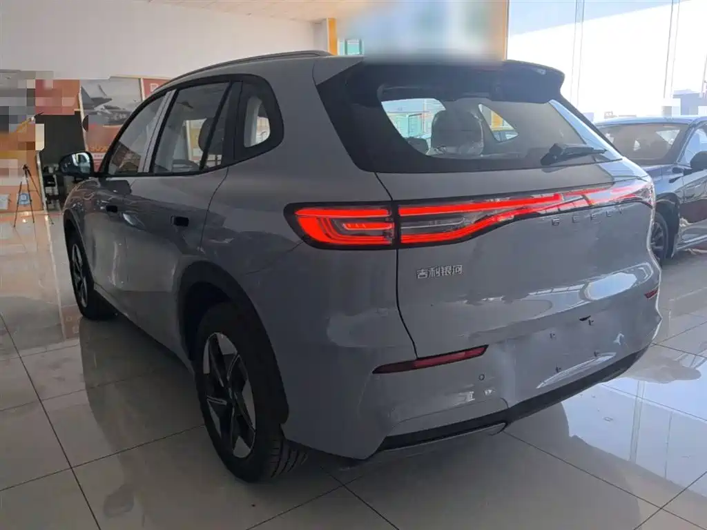 Geely Galaxy Galaxy E5 E5 2026 530km