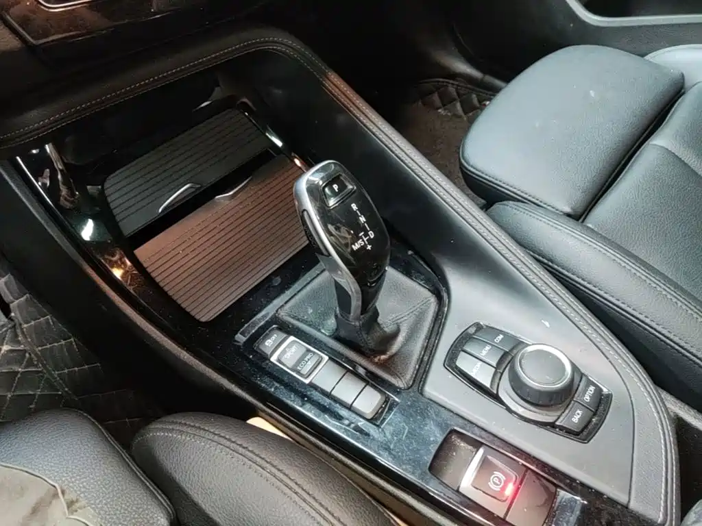 BMW X2 (Import) — миниатюра 14