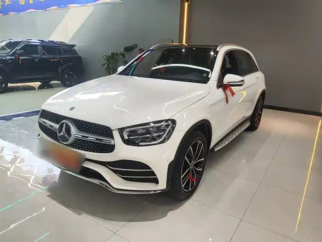 MERCEDES BENZ GLC