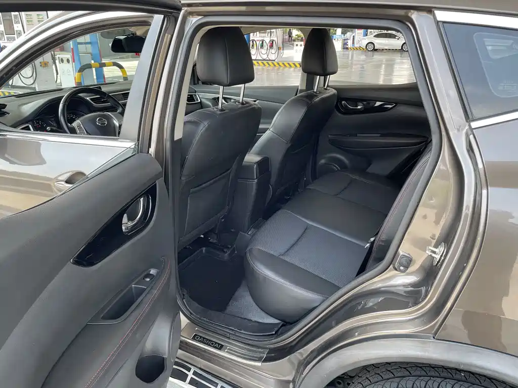 Nissan Qashqai — миниатюра 4