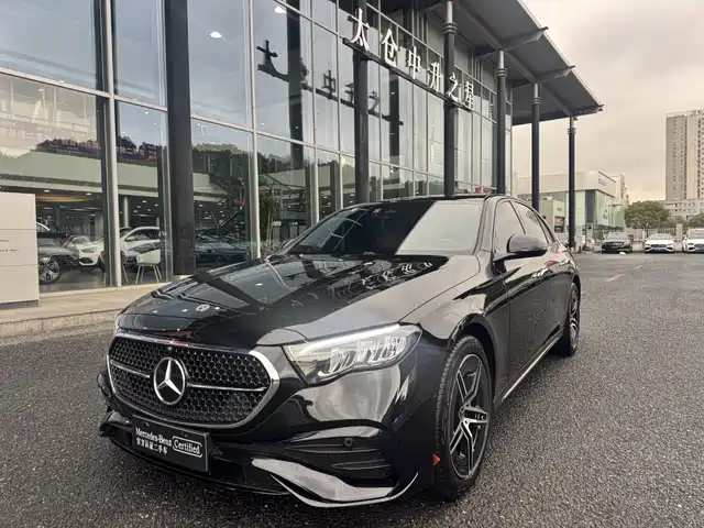 MERCEDES-BENZ E CLASS