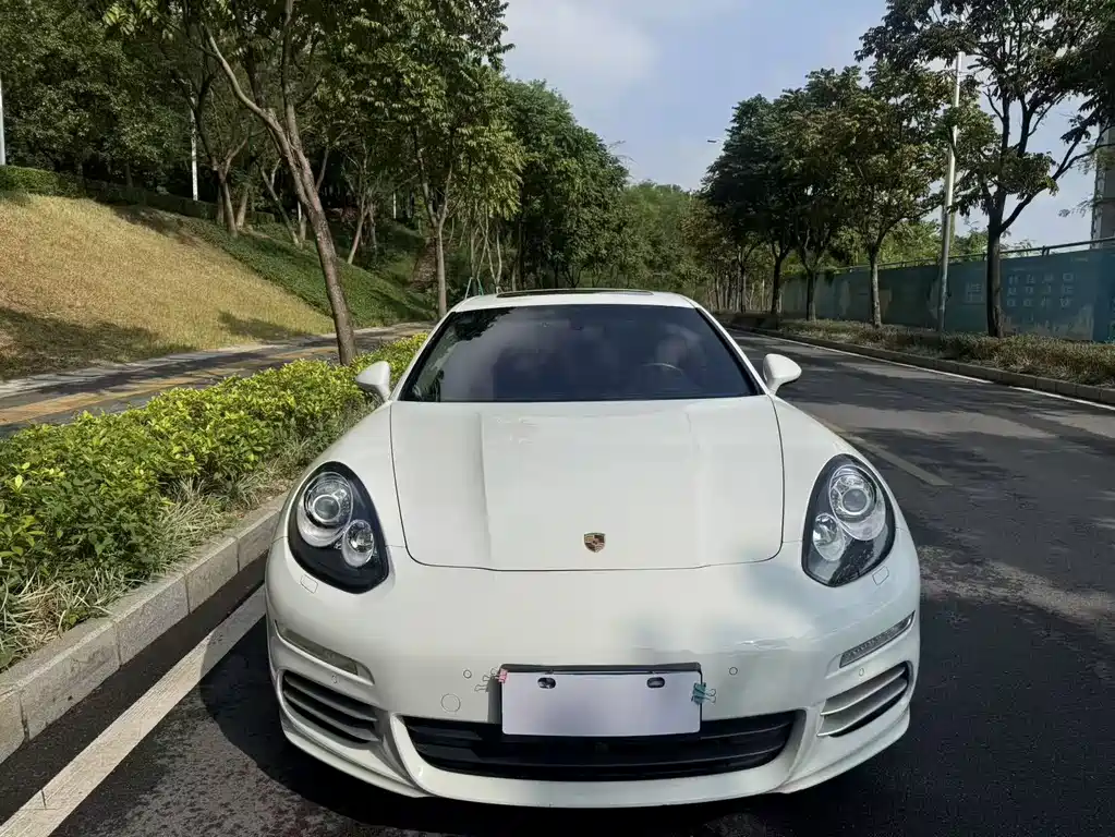 Porsche Panamera 2014 Panamera Executive 3.0T