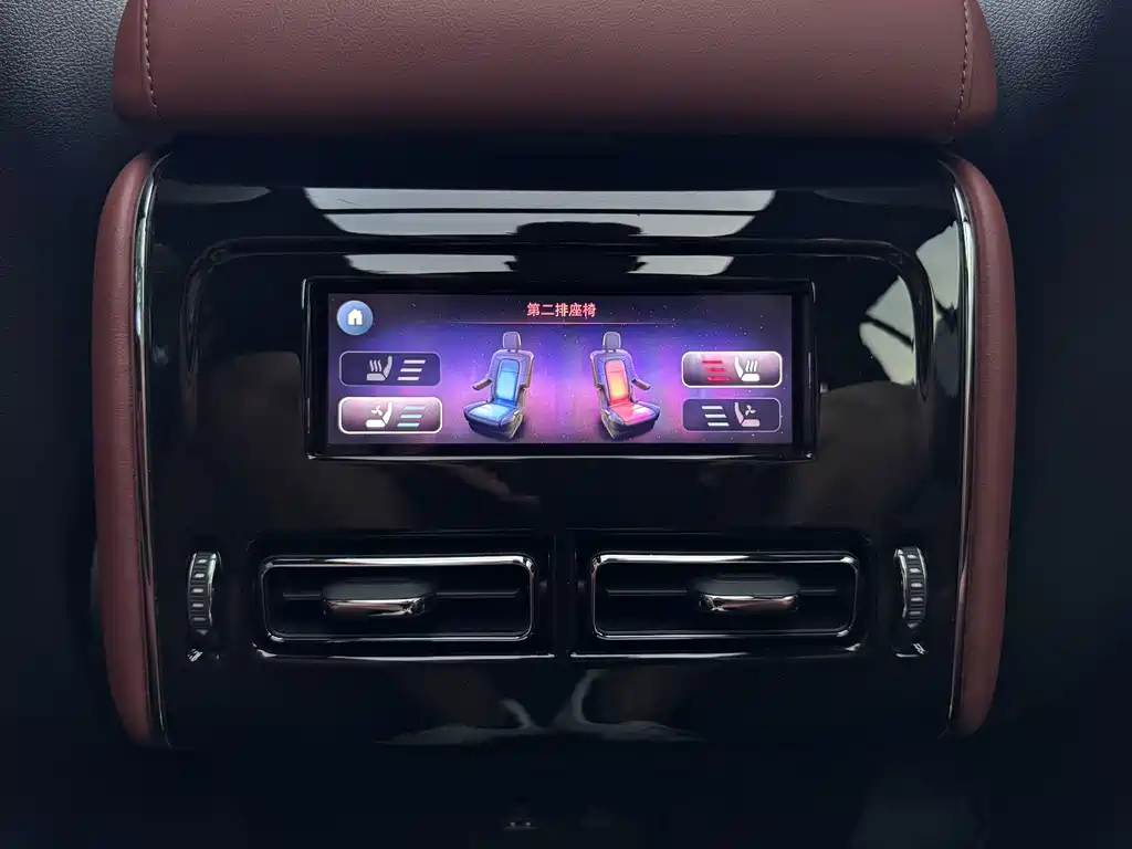 Lincoln Aviator — миниатюра 32