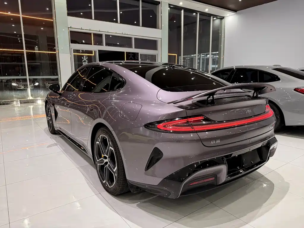 XIAOMI CAR XIAOMI SU7