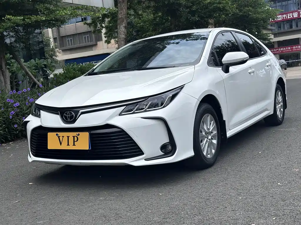 Купить Toyota Corolla