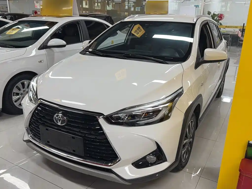 Toyota Yaris L