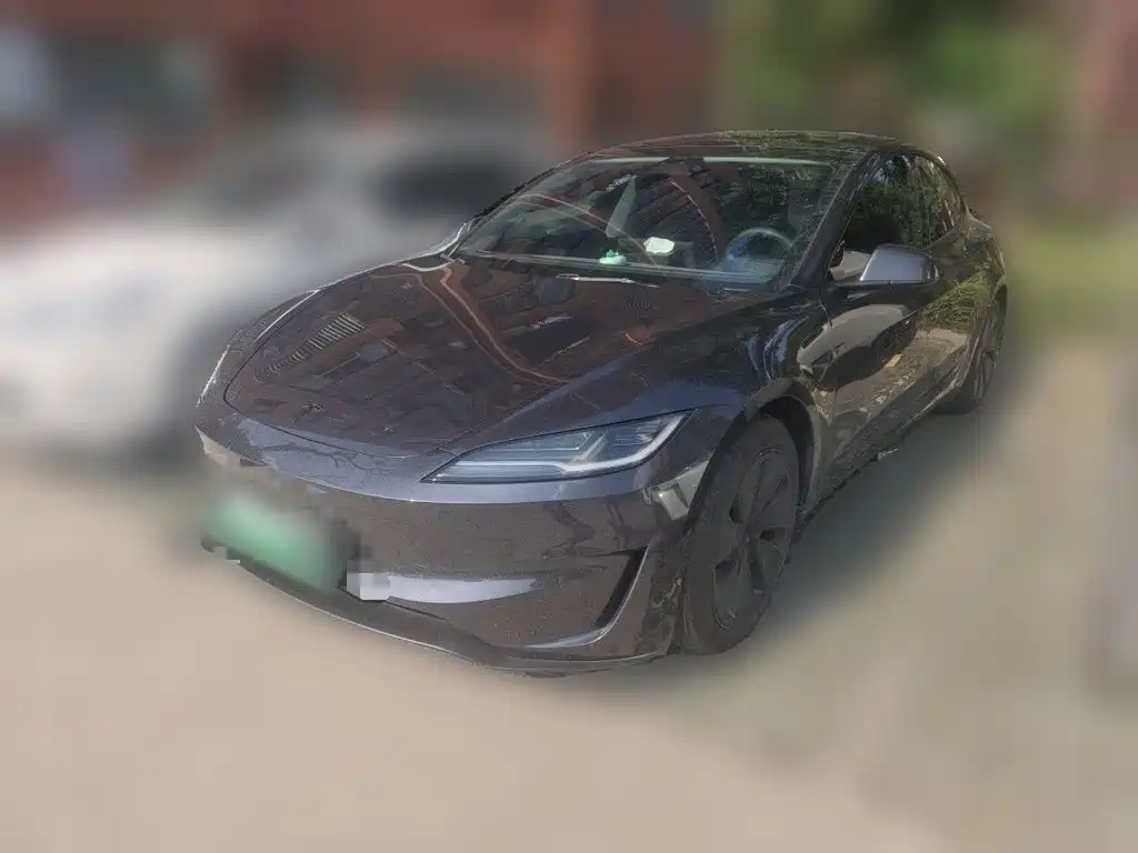 Tesla Model 3 — миниатюра 2
