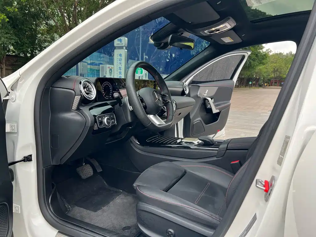 Mercedes-Benz A-Class — миниатюра 4