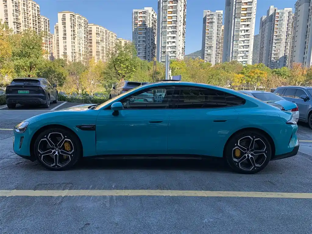 XIAOMI CAR XIAOMI SU7