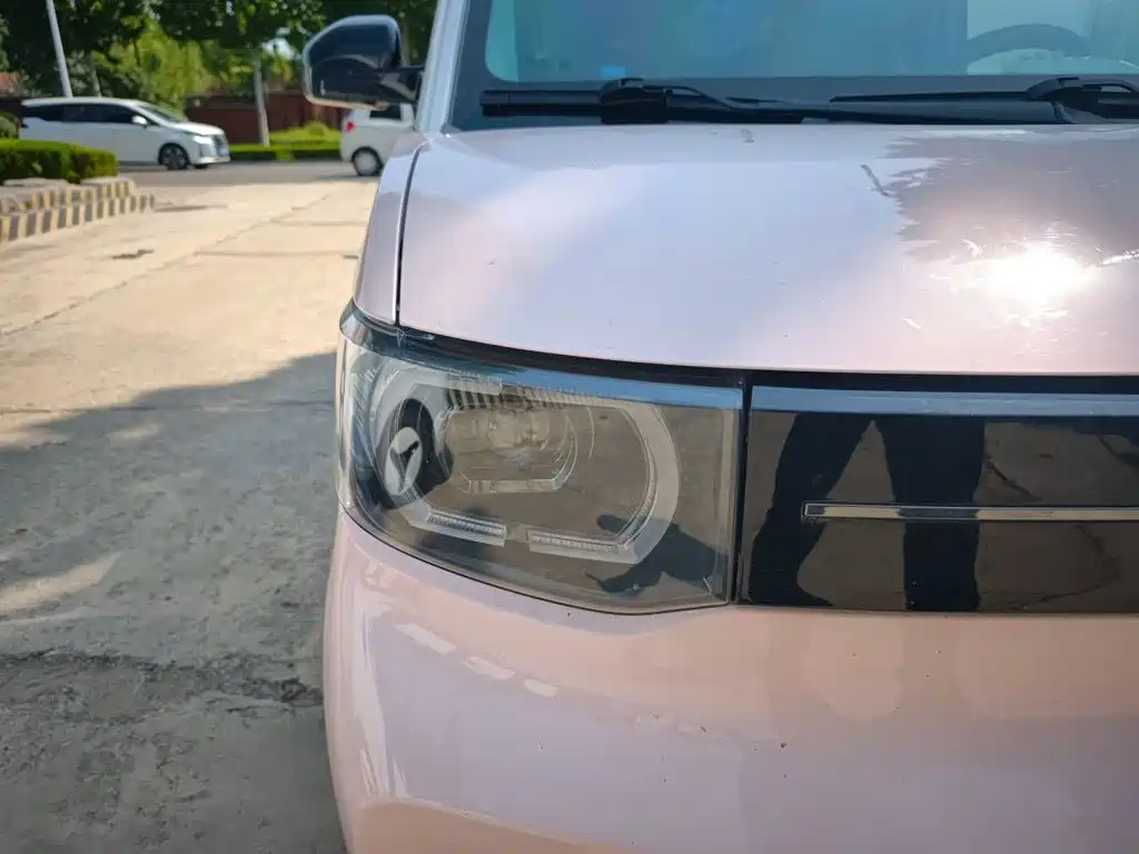 Wuling MINIEV — миниатюра 7