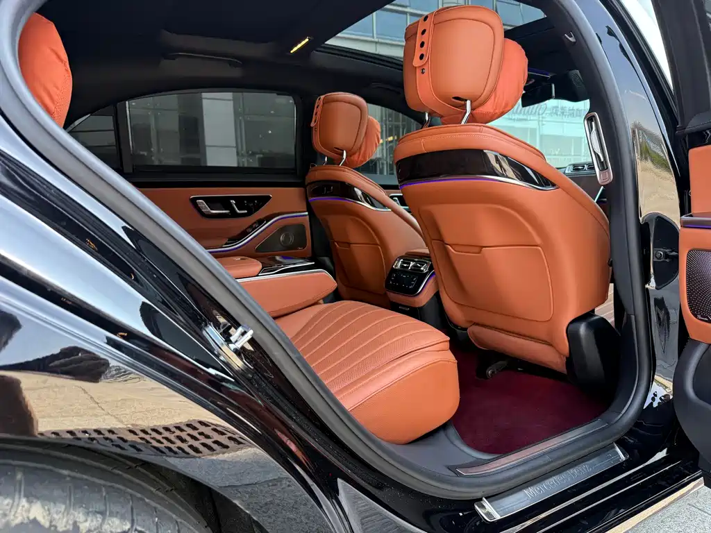 Mercedes-Benz S-Class — миниатюра 7