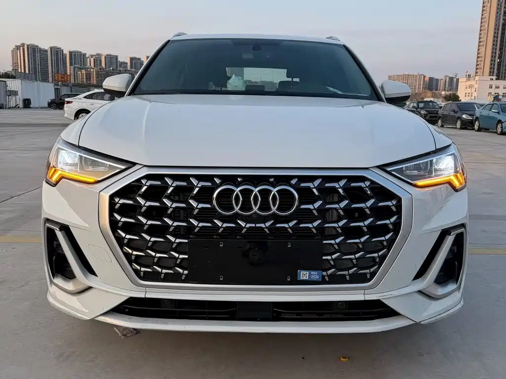 Audi Q3 — миниатюра 2