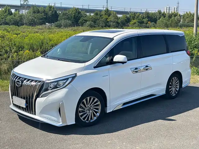 GAC Trumpchi M8