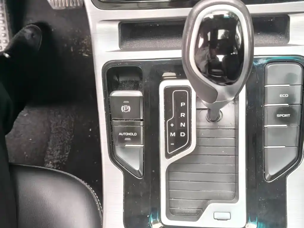 Geely Emgrand GL — миниатюра 5