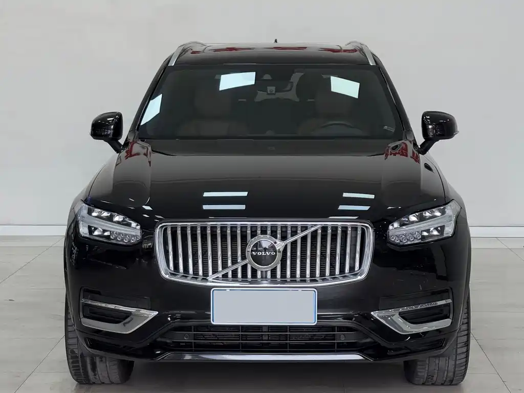 Volvo XC90 2022 B6 Luxury 7 мест