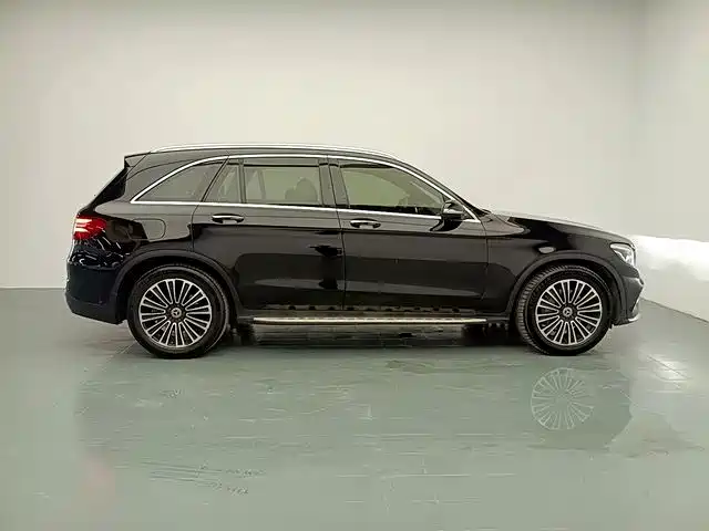 Mercedes-Benz GLC — миниатюра 8