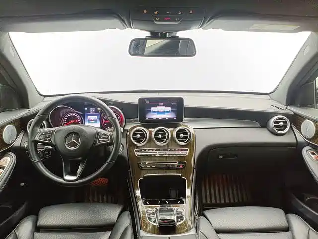 Mercedes-Benz GLC — миниатюра 9
