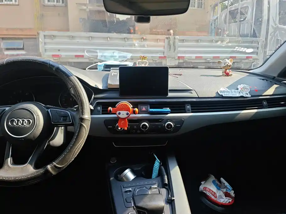 Audi A4L — миниатюра 13