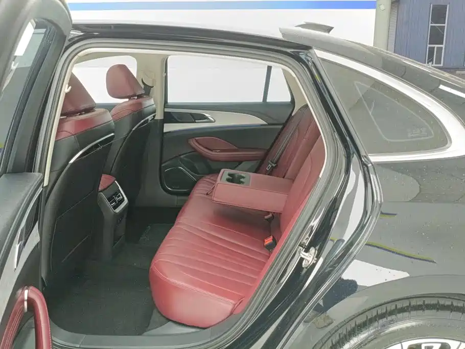 Hongqi Hongqi H5 — миниатюра 11