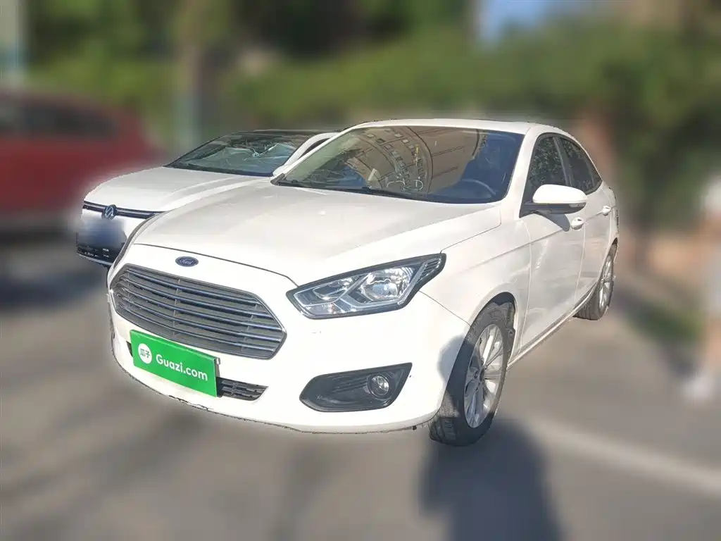 Купить Ford Escort
