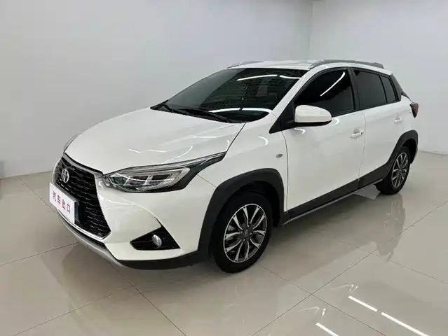 Toyota Yaris L