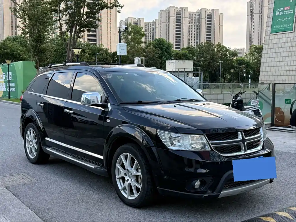 Dodge Journey — миниатюра 3