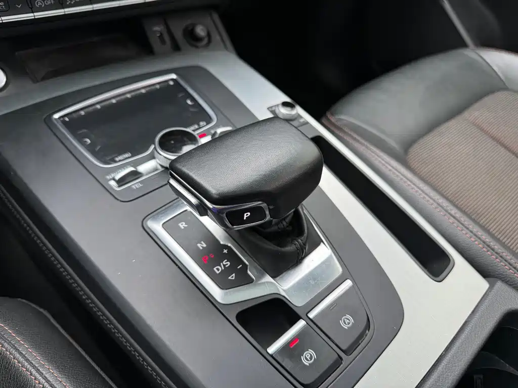 Audi Q5L — миниатюра 20