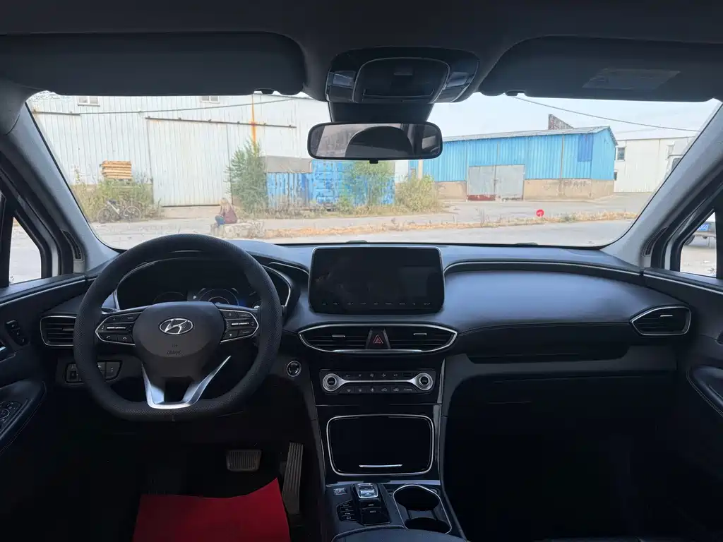 Hyundai Santa Fe — миниатюра 6