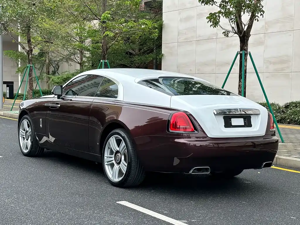 Rolls-Royce Wraith — миниатюра 6