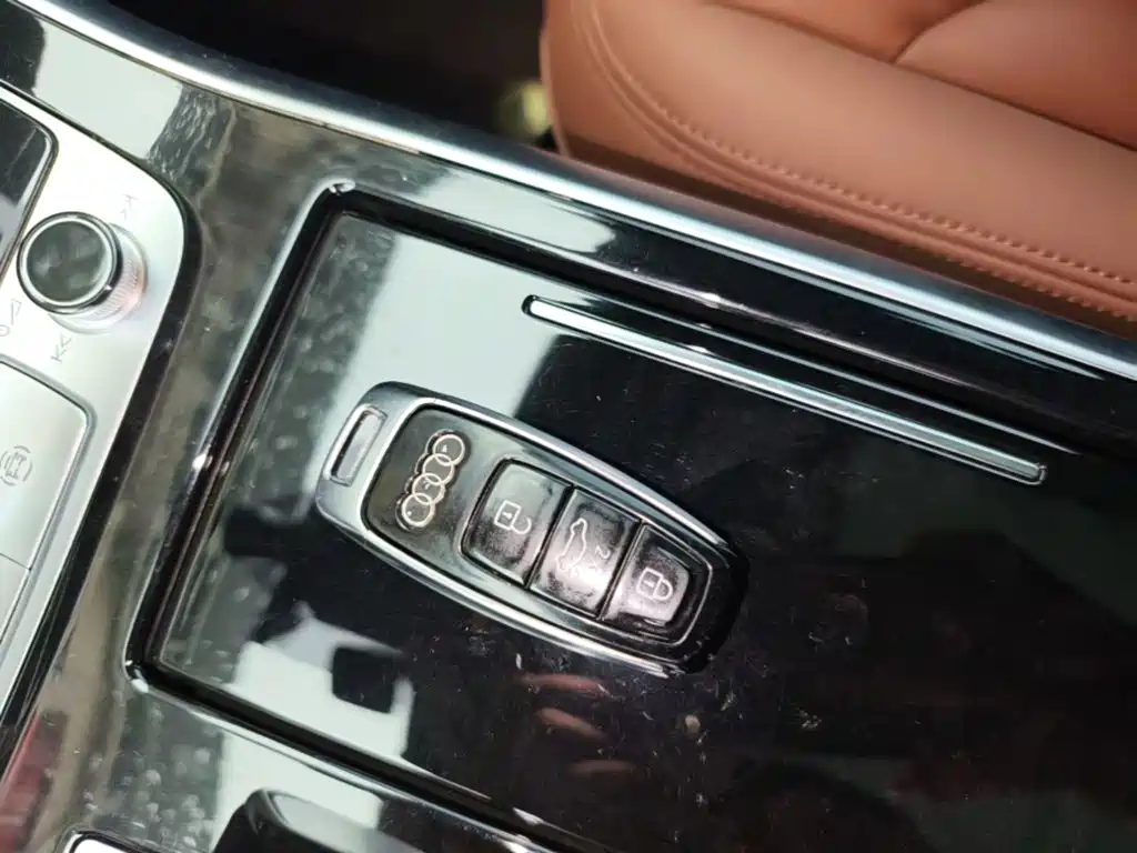 Audi Q7 — миниатюра 9