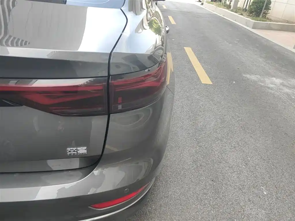 Geely Emgrand 2023 4 Champion 1.5L CVT Flagship