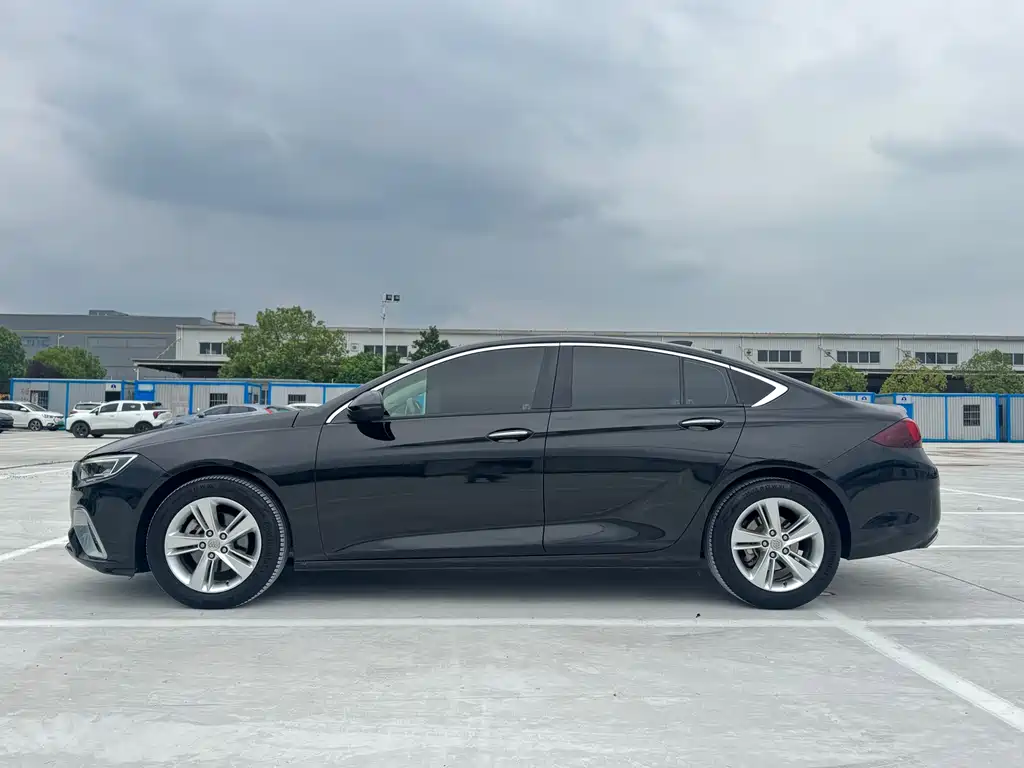Buick Regal — миниатюра 5