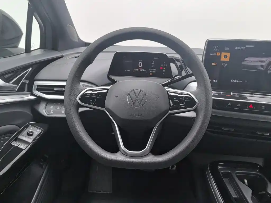 Volkswagen ID.4 Crozz — миниатюра 11
