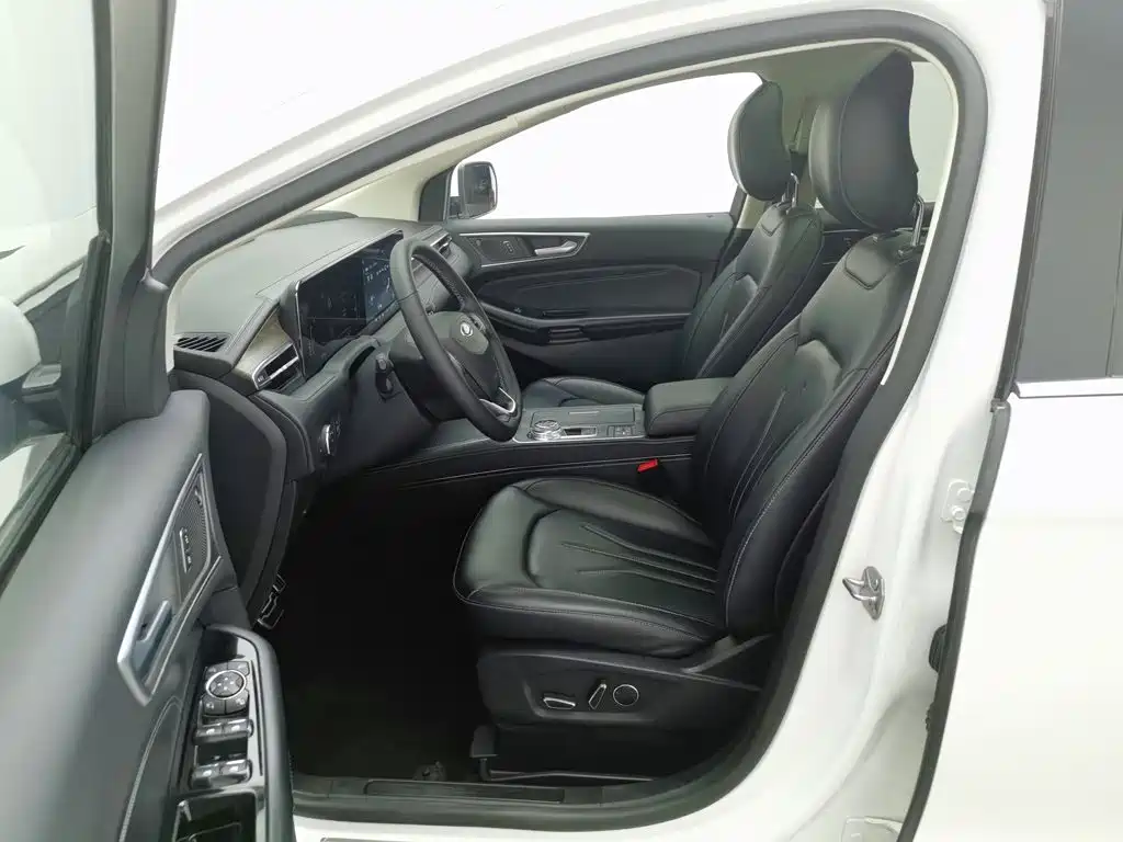 Ford Edge — миниатюра 10