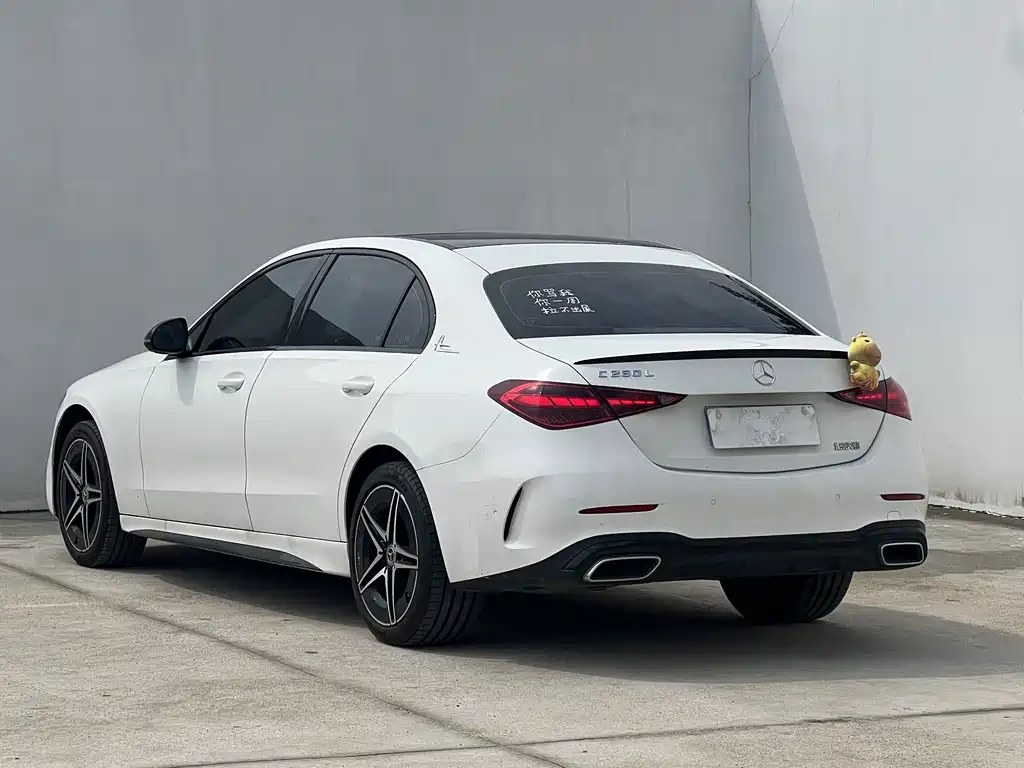 Mercedes-Benz C-Class — миниатюра 3