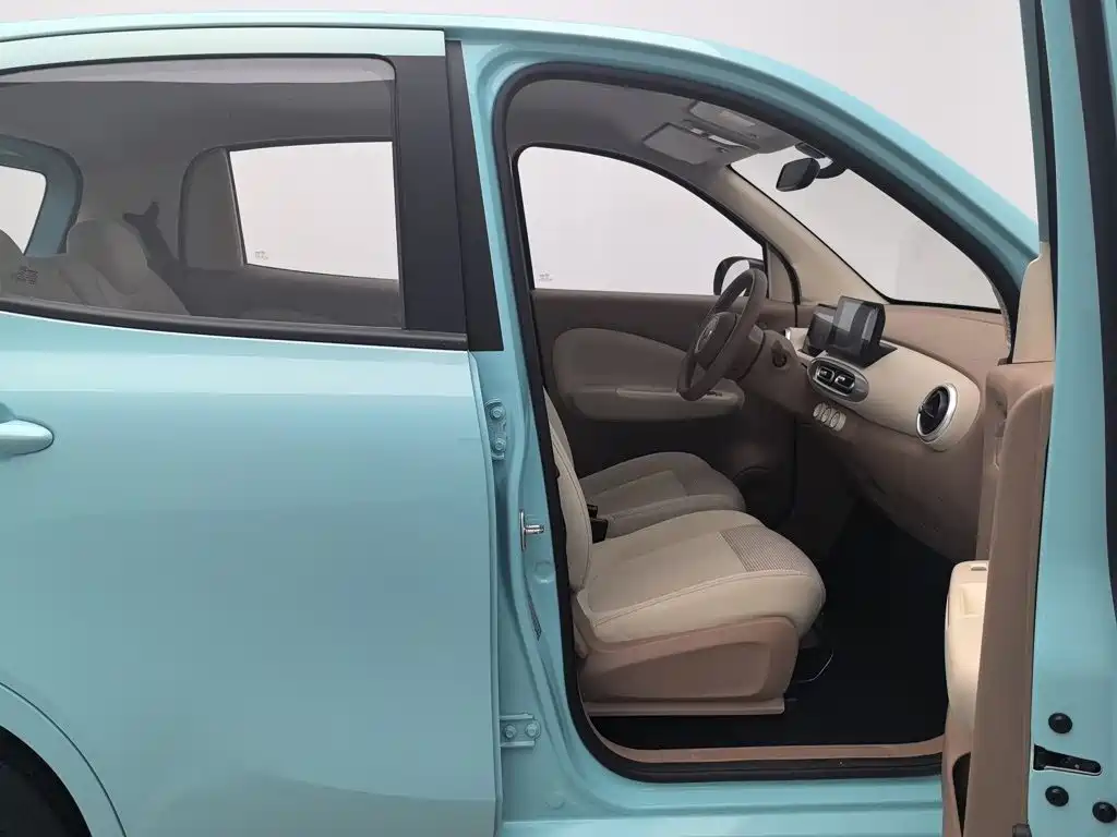 Wuling MINIEV — миниатюра 23