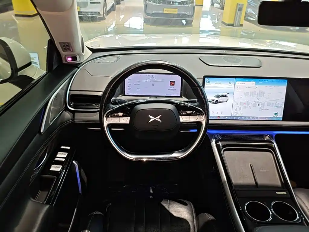 XPeng G9 — миниатюра 11