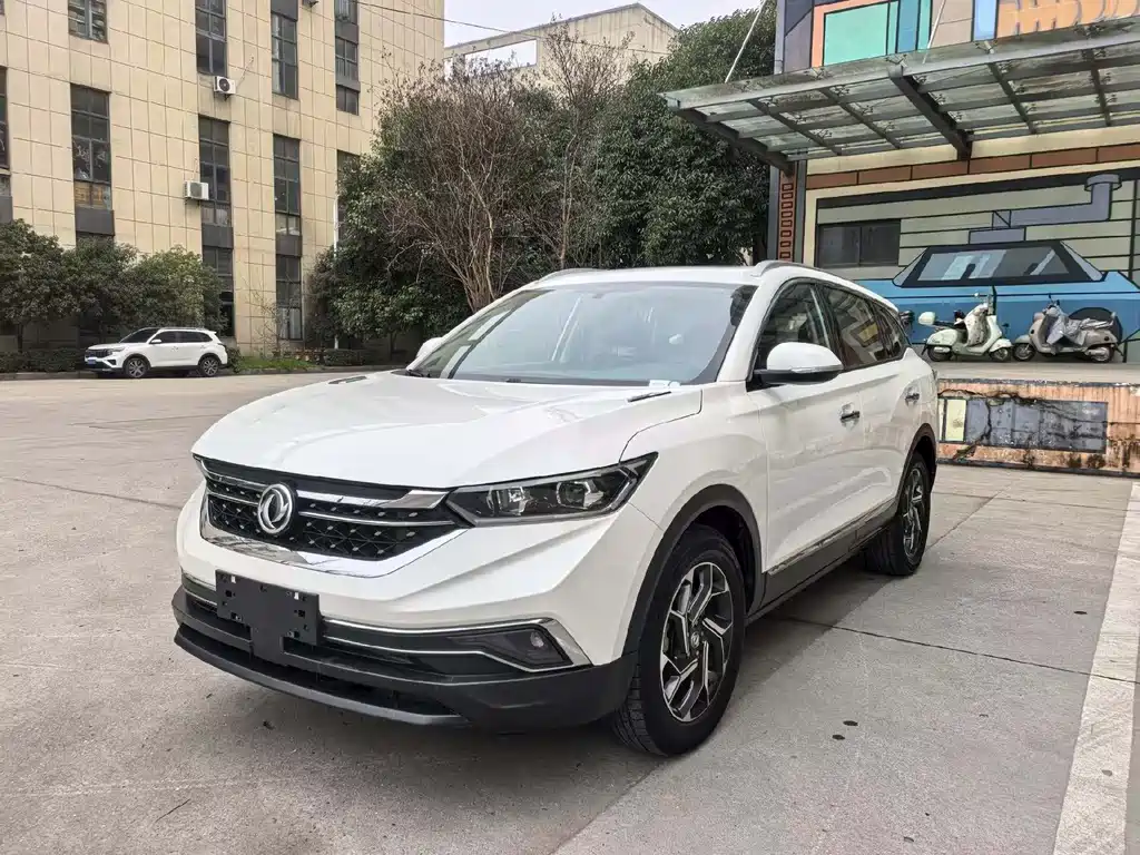 DONGFENG AX7